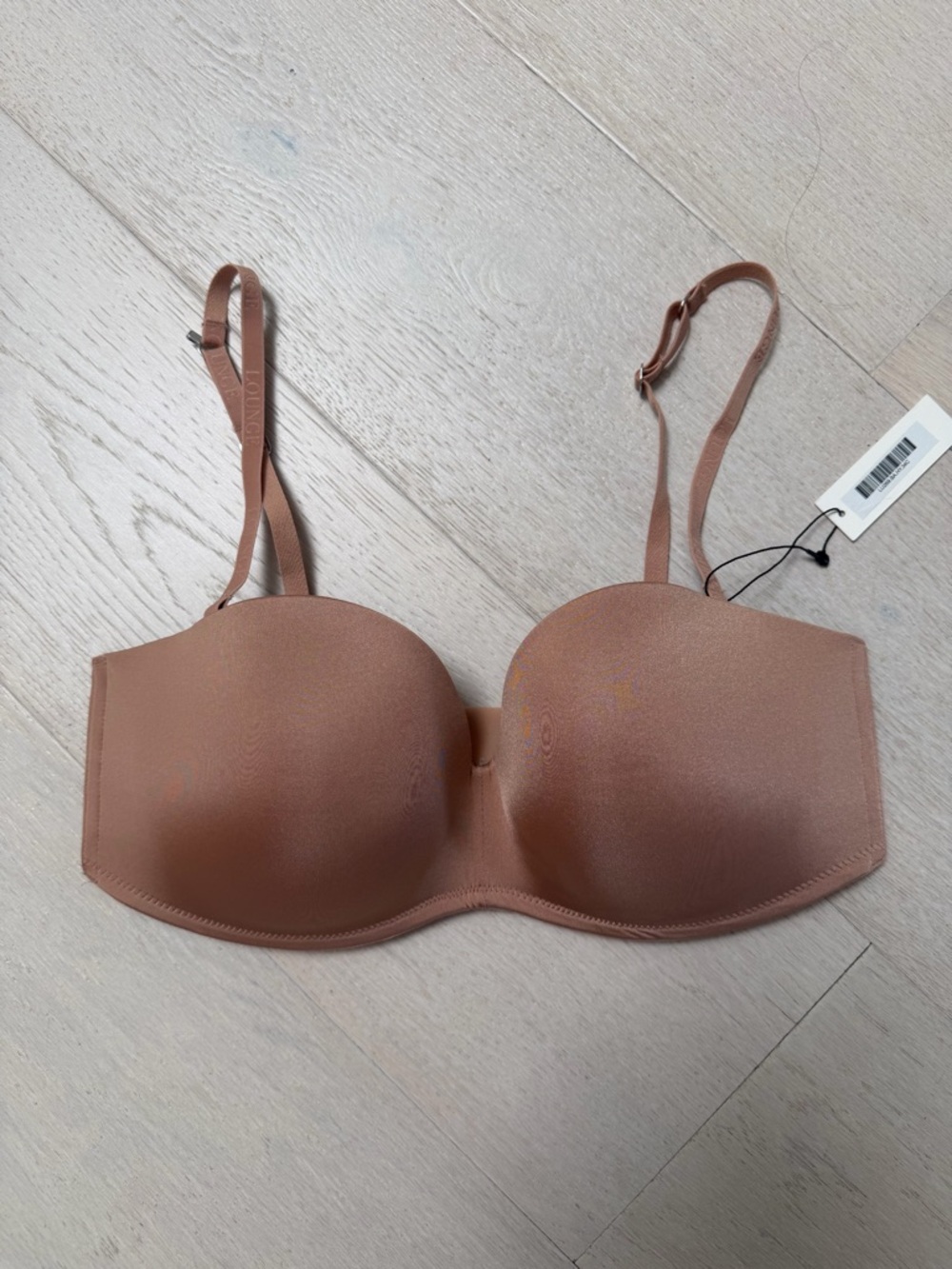 Lounge luxury strapless convertible t-shirt bra 34C